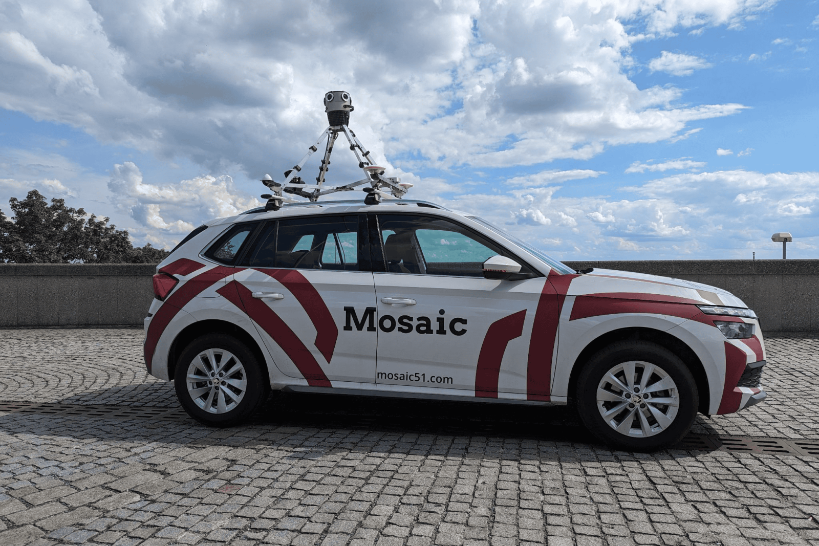 Meridian on the car Meridian on the car