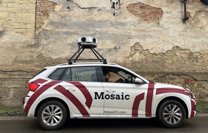 mosaic viking 360 camera on the mosaic car