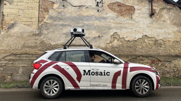 mosaic viking 360 camera on the mosaic car